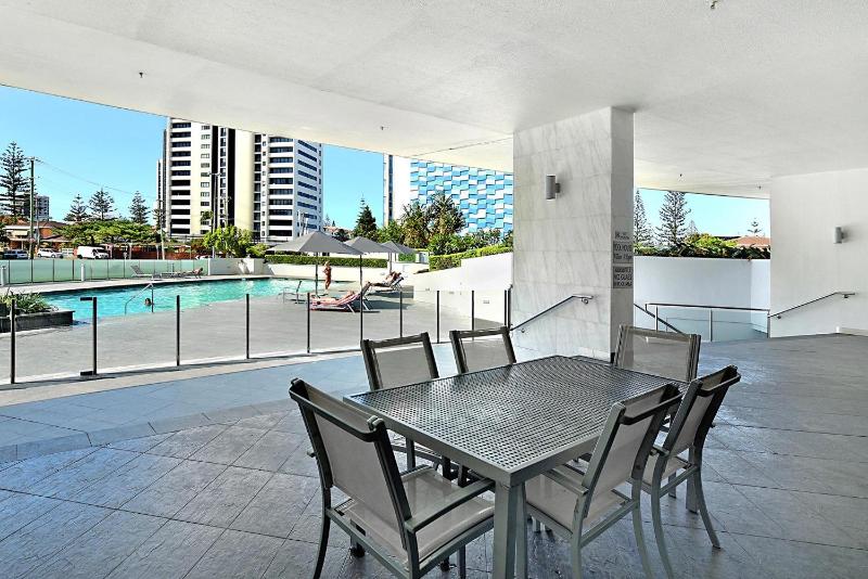 Apt 1309 - Sierra Grand - Broadbeach - image 14