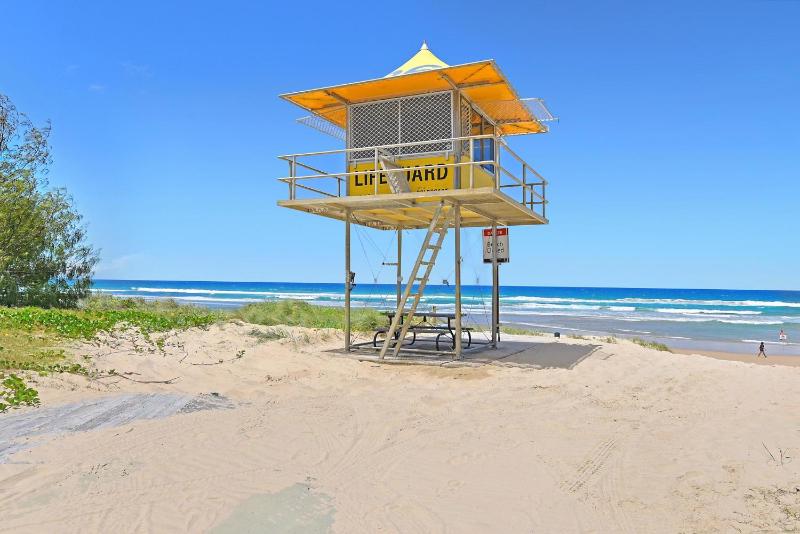 Apt 1309 - Sierra Grand - Broadbeach - image 2