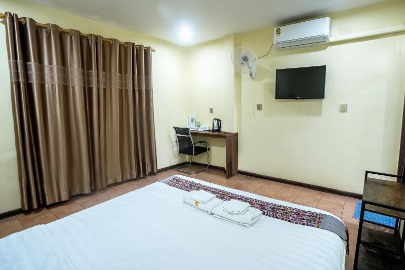 Yula Hotel - image 12
