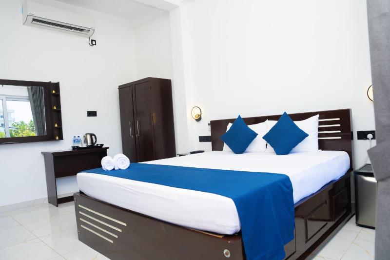 Trinco Diyash Beach Hotel - image 43
