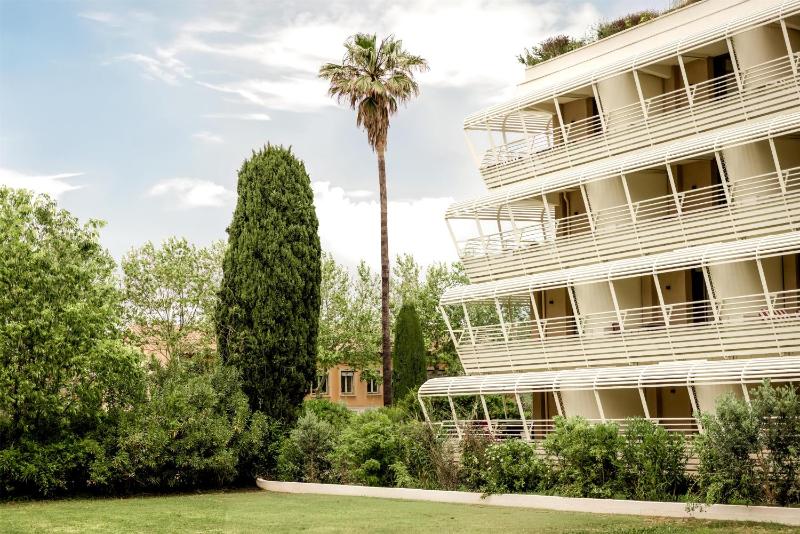 Hotel Ventura Saint-Tropez Tapestry Collection By Hilton - image 1