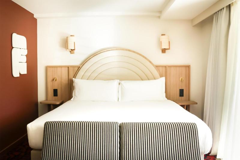 Hotel Ventura Saint-Tropez Tapestry Collection By Hilton - image 38