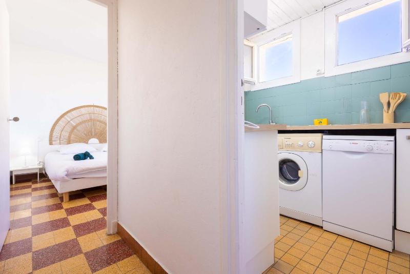 Valras-Loc - Appartement en Front de Mer avec Balc - image 10
