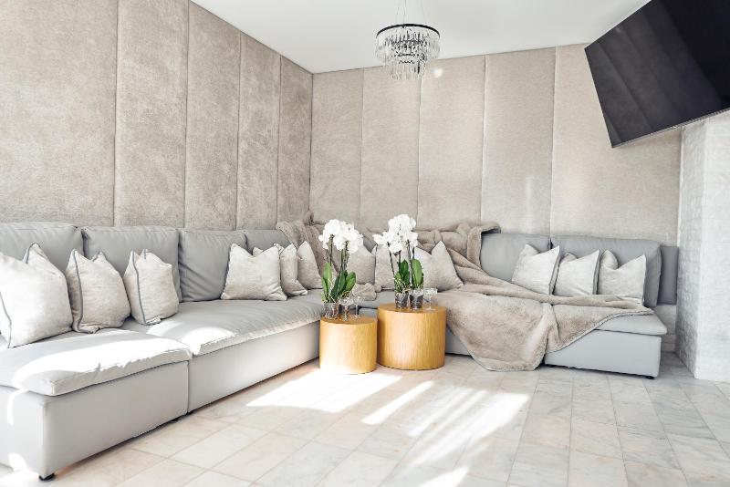 SZAFIROWE APARTAMENTY 1 kryty basen i sauna RESORT KLIFOWA - image 38