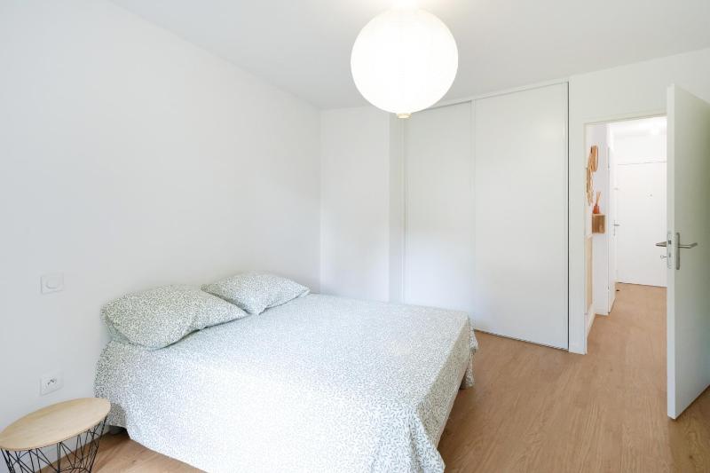 Appartement proche du port - image 11