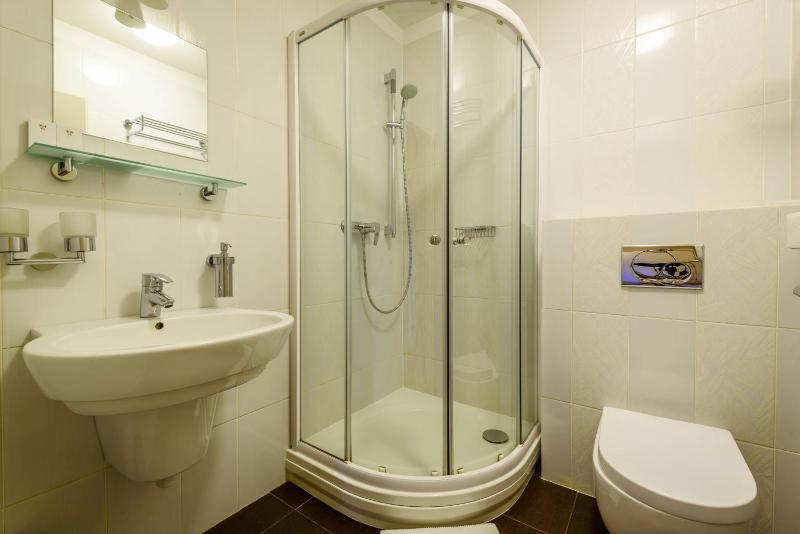 Double Room image 2