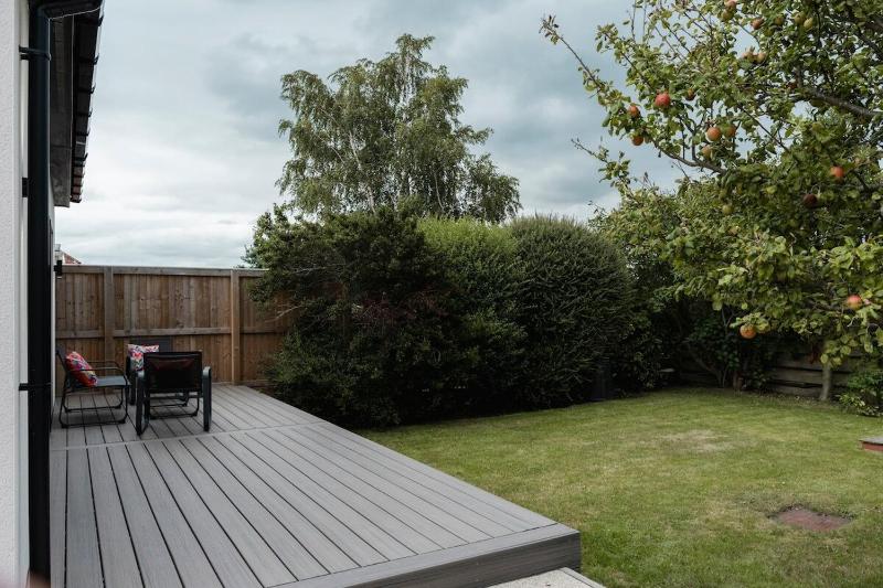 Charming Newly Renovated Home In Harrogate - image 12