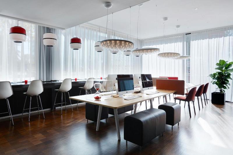 citizenM Amsterdam South - image 11