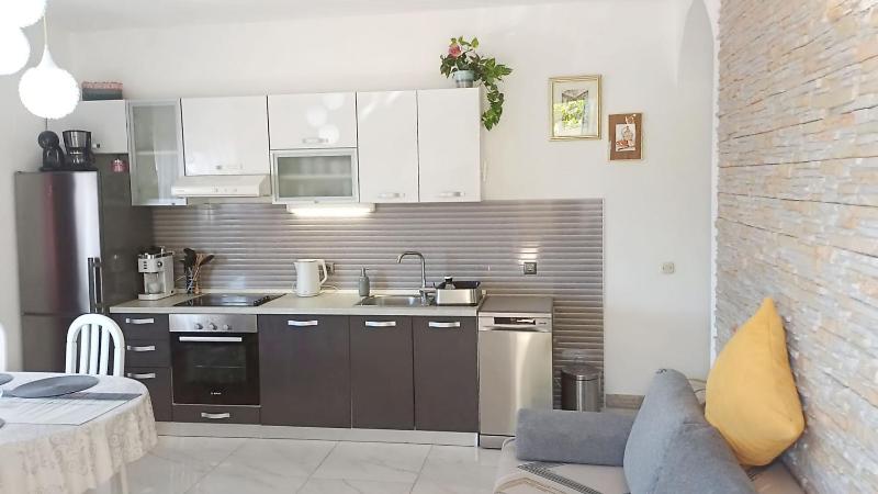 Apartment Iryna - image 36