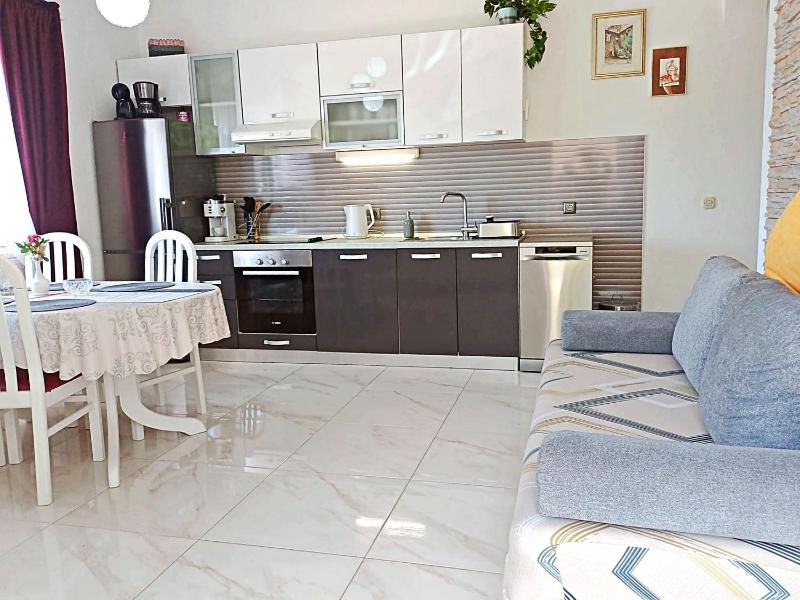 Apartment Iryna - image 35