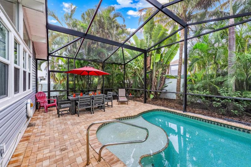 Coconut House - 606B - image 49