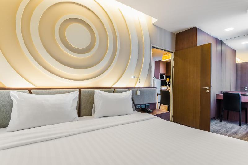 One-Bedroom Suite image 1