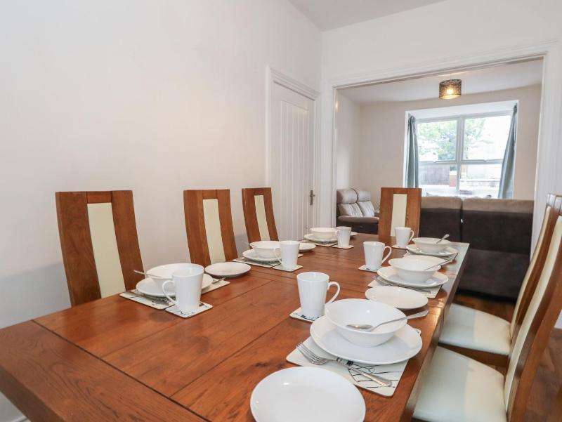 93 Abbotsbury Road - image 20