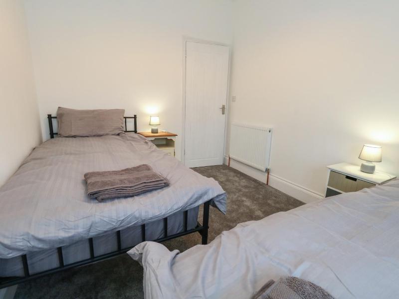 93 Abbotsbury Road - image 22