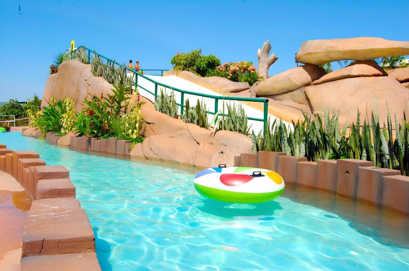 Spazzio Diroma Com acesso ao Acqua Park - image 17