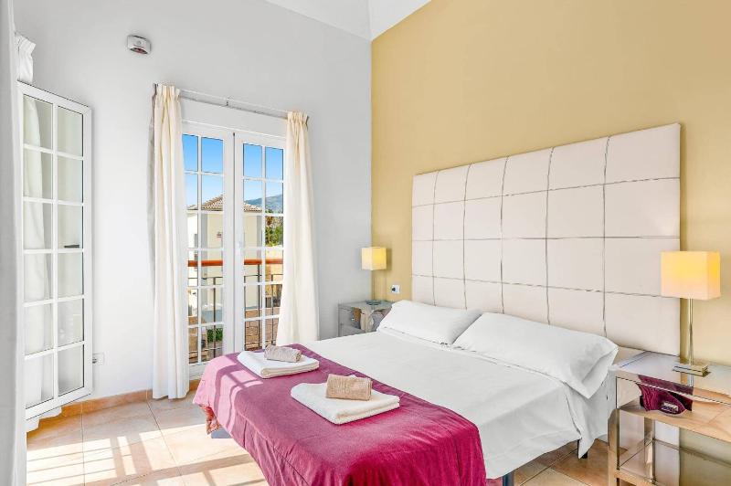 Villa Atenas by Villa Plus - image 22