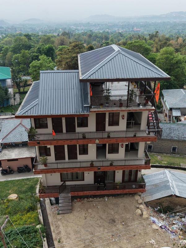 Sukoon Inn by Bharmouri Home Stay - image 17