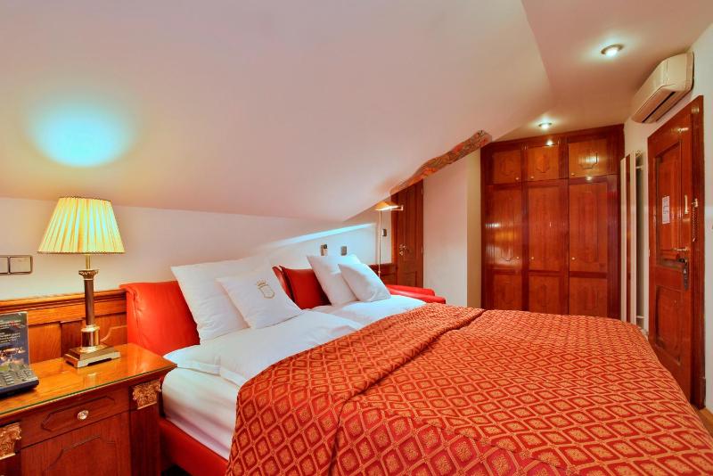 Double or Twin Room (Non-Refundable) image 3