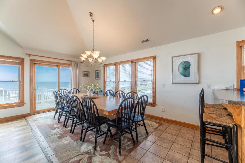 Salty Dog - NH MP 11.5 Oceanfront Ocean View Elevator Pool Hot Tub Pool Table Pets OK Flex Stays - image 4