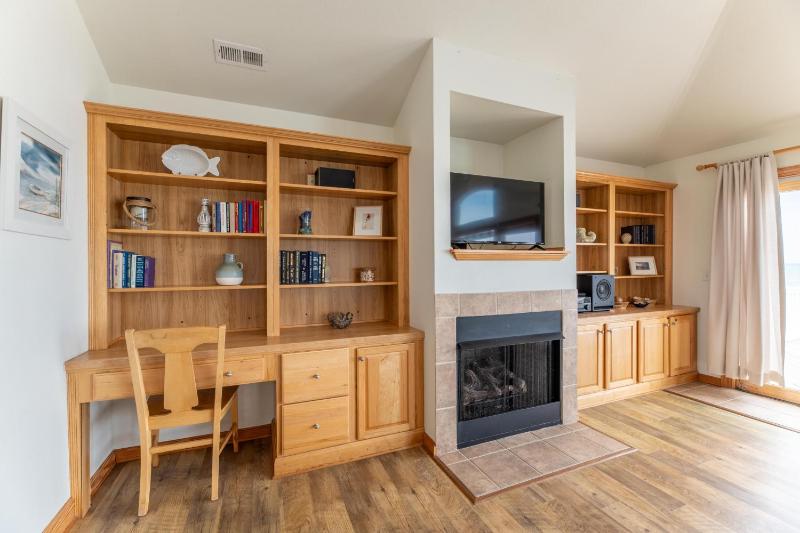 Salty Dog - NH MP 11.5 Oceanfront Ocean View Elevator Pool Hot Tub Pool Table Pets OK Flex Stays - image 37