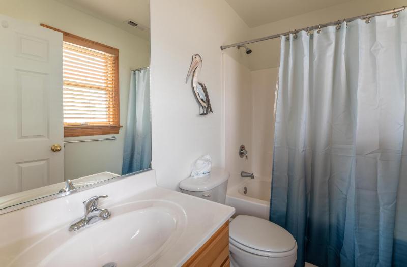 Salty Dog - NH MP 11.5 Oceanfront Ocean View Elevator Pool Hot Tub Pool Table Pets OK Flex Stays - image 45