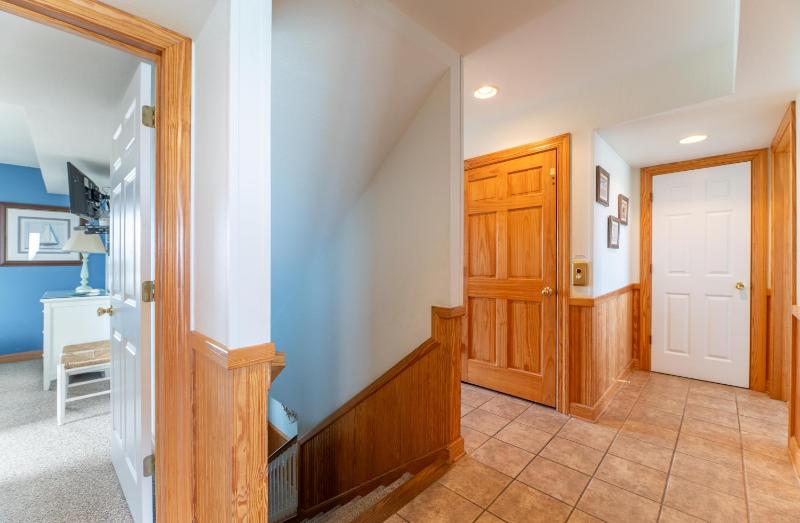Salty Dog - NH MP 11.5 Oceanfront Ocean View Elevator Pool Hot Tub Pool Table Pets OK Flex Stays - image 35