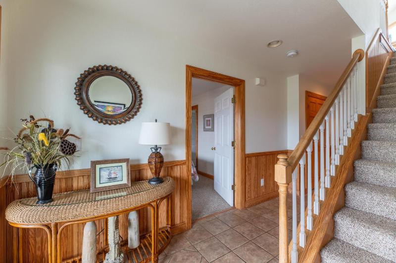 Salty Dog - NH MP 11.5 Oceanfront Ocean View Elevator Pool Hot Tub Pool Table Pets OK Flex Stays - image 31