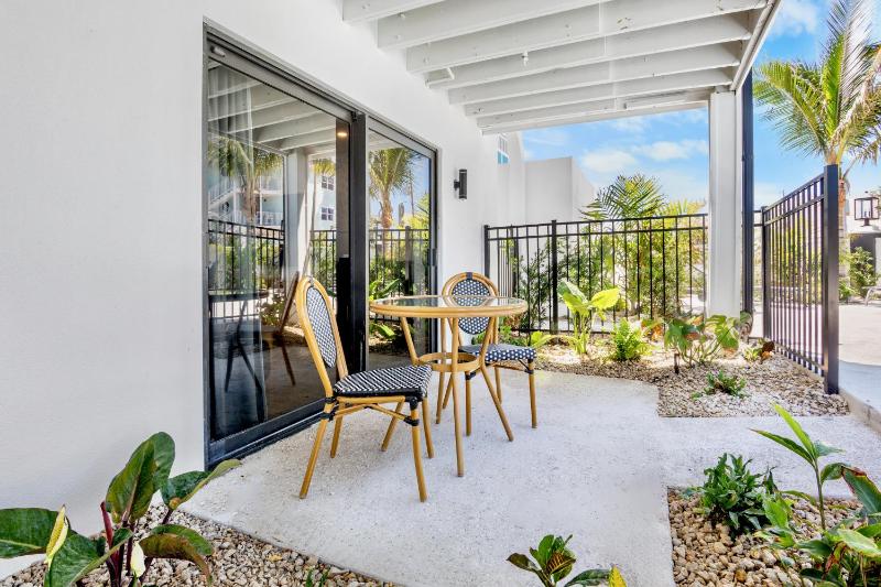 Tropic Isle At Anna Maria Island Inn - image 42