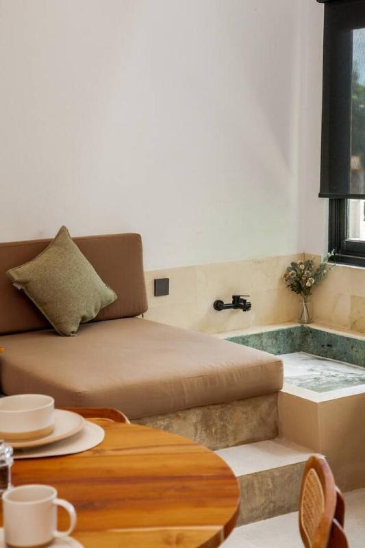 1BR Loft in Uluwatu with Jacuzzi - Shanti 6 - image 8