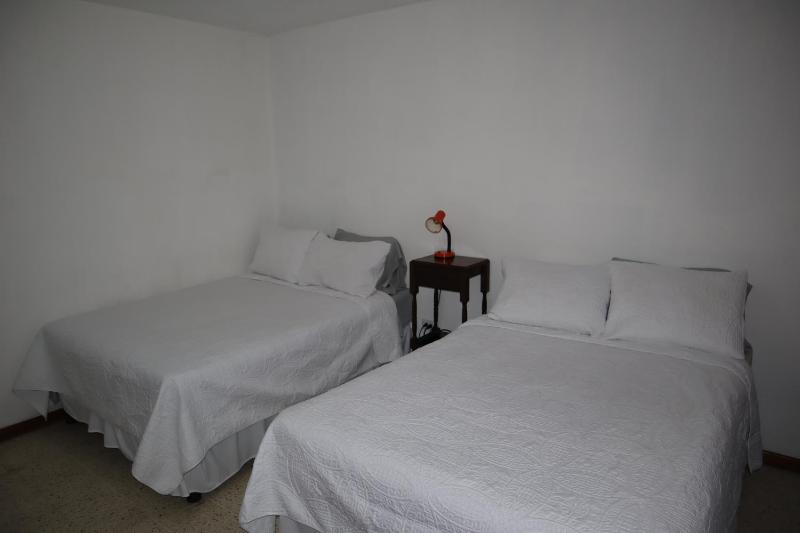 House antigua Guatemala - image 3