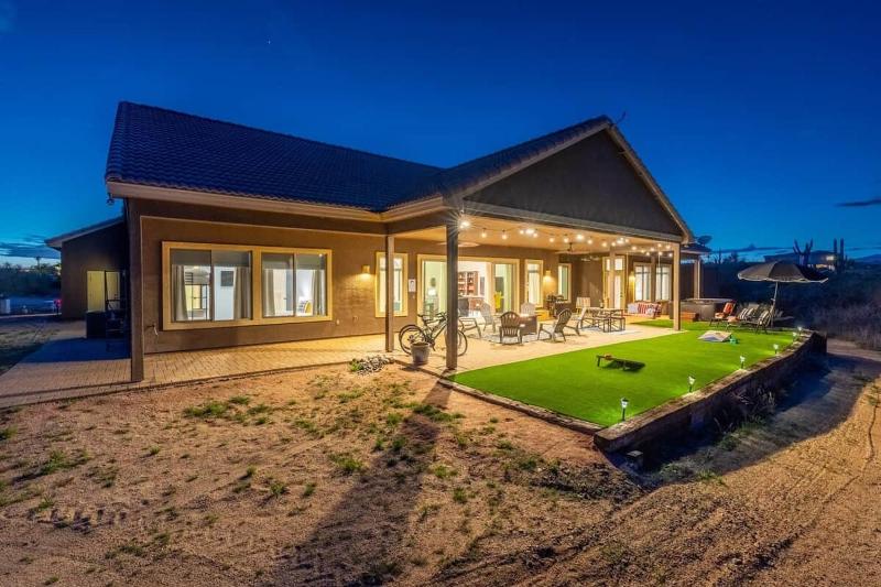 Scottsdale Oasis - Hot tub-Hike-Views-Kids YES! - image 30