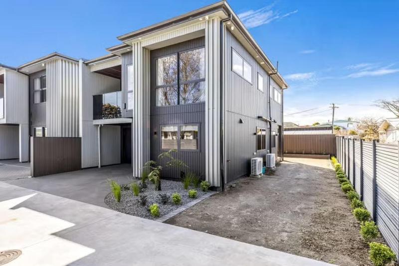 Lake Haven Apartment 3 - modern and popular near lake and town - image 13