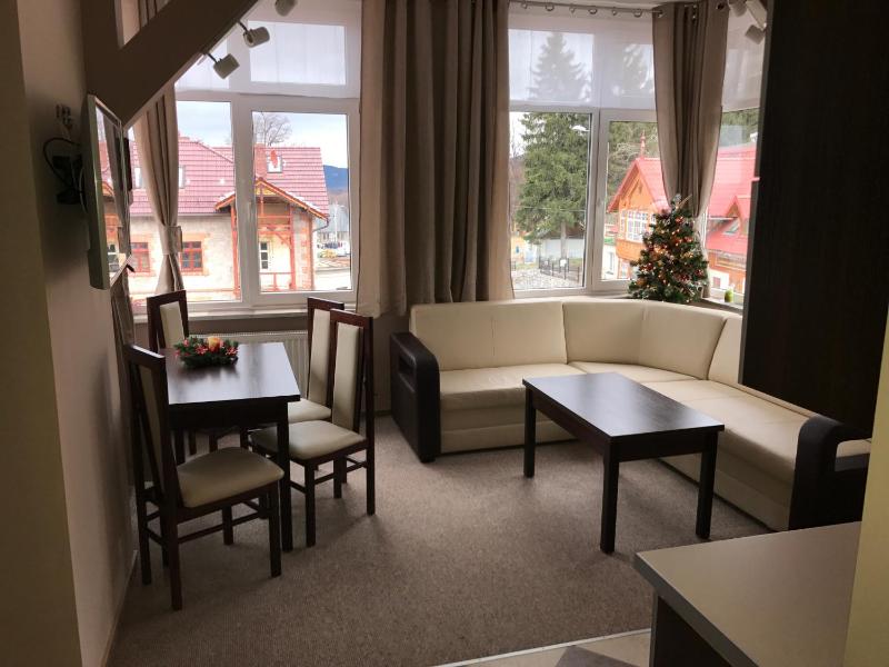 Deluxe Apartment image 2