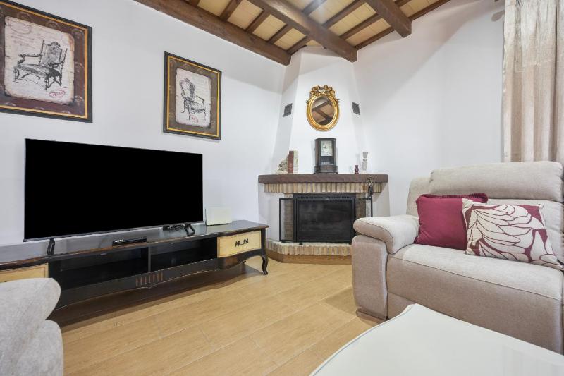 Villa la Dehesa. Solo familias. - image 20