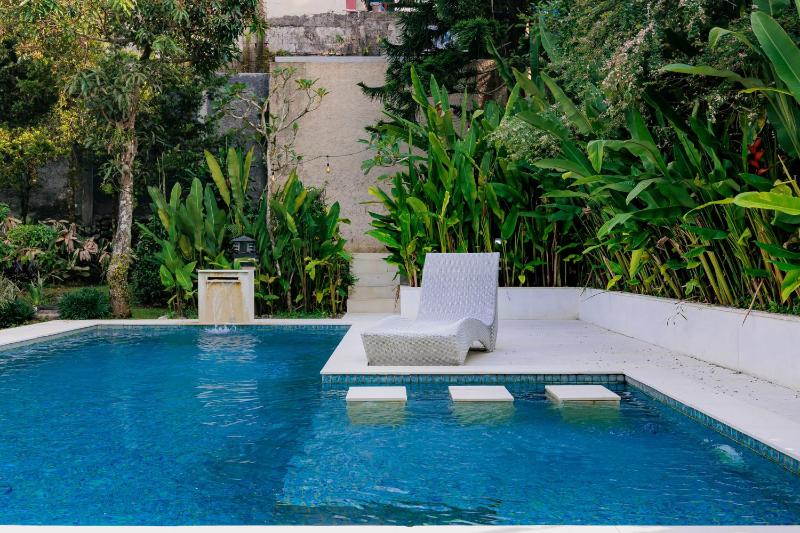 The Lavana Signature Villa Alessa Puncak - image 19