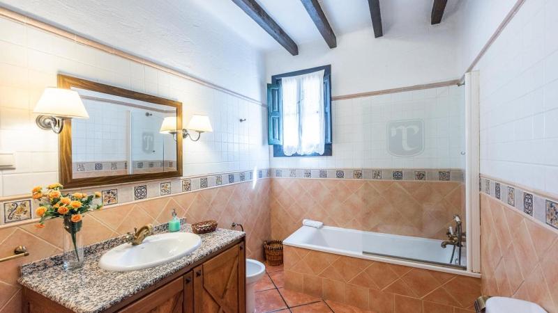Villa Lagar Martinez Malaga by Ruralidays - image 5