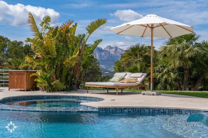 Villa La Madrugada Golf by Abahana Luxe - image 27