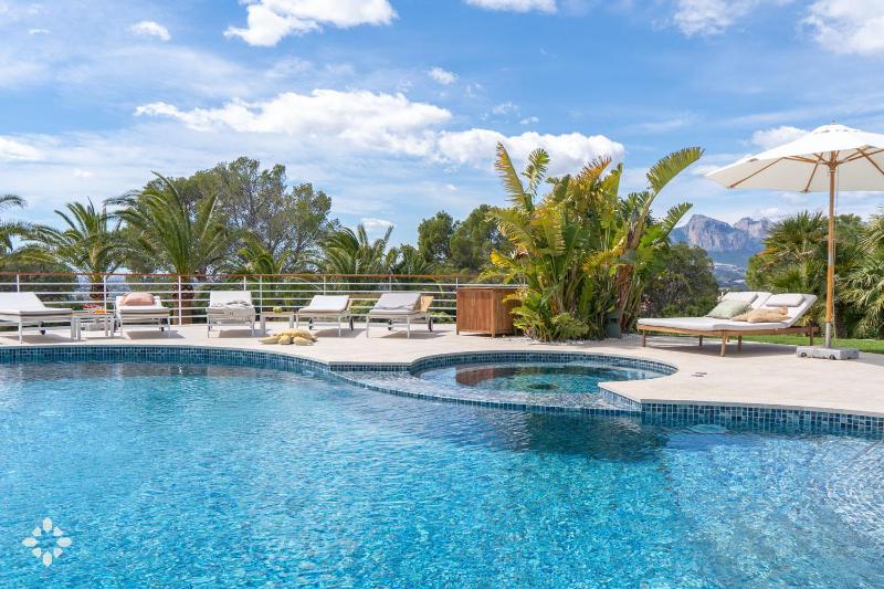 Villa La Madrugada Golf by Abahana Luxe - image 21