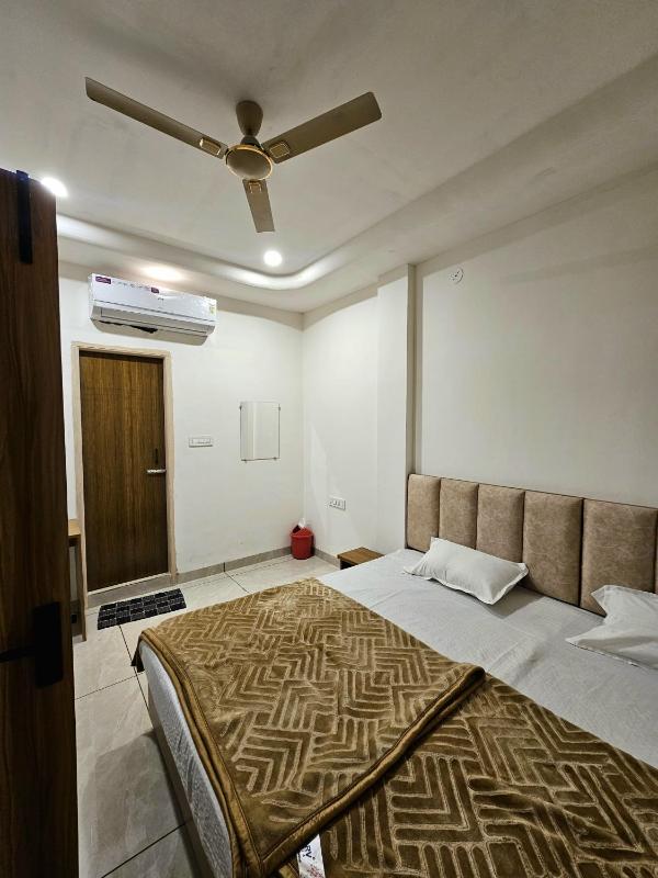 Aadishwar Stay - image 6