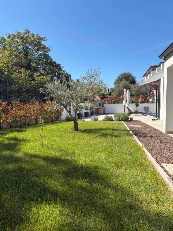 Villa Nostra - image 35
