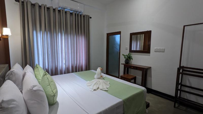 Tranquil Lavish Resort Hiriketiya - image 18