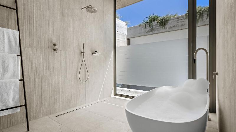 Amanzi - State-of-the-art luxury apartment - image 14