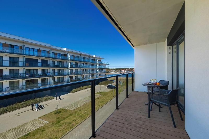 Sunday Klimatyzowany Apartament z Parkingiem i Balkonem oraz SPA by Noclegi Renters - image 3