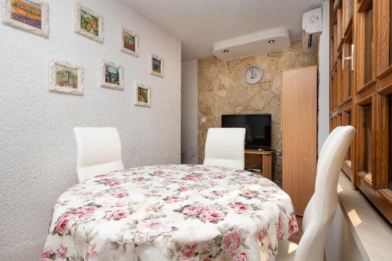 Apartment Maria - image 13