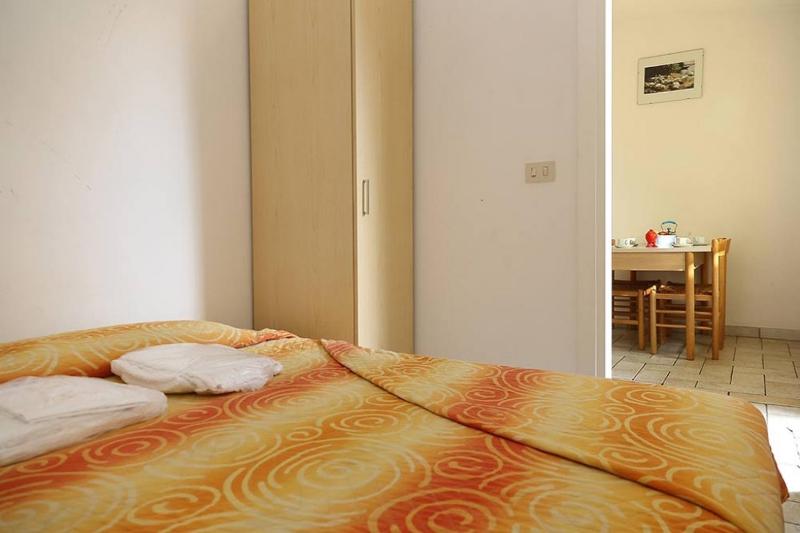 Feriendorf Cisano San Vito Dreizimmer-Bungalow Zaffiro für 4 Personen - image 21