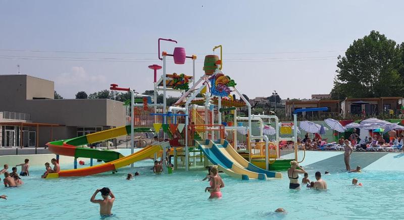 Feriendorf Cisano San Vito Dreizimmer-Bungalow Zaffiro für 4 Personen - image 29