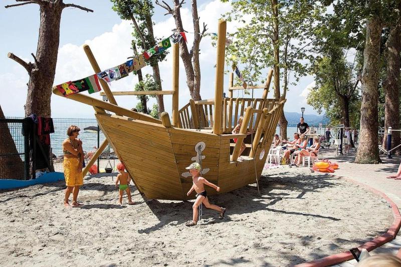 Feriendorf Cisano San Vito Dreizimmer-Bungalow Zaffiro für 4 Personen - image 20