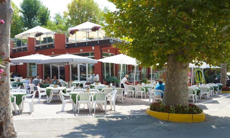 Feriendorf Cisano San Vito Dreizimmer-Bungalow Zaffiro für 4 Personen - image 37