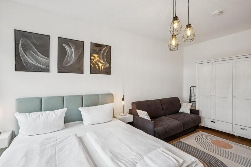 Arbio I Modern Apart near Leipzig Stötteritz - image 3
