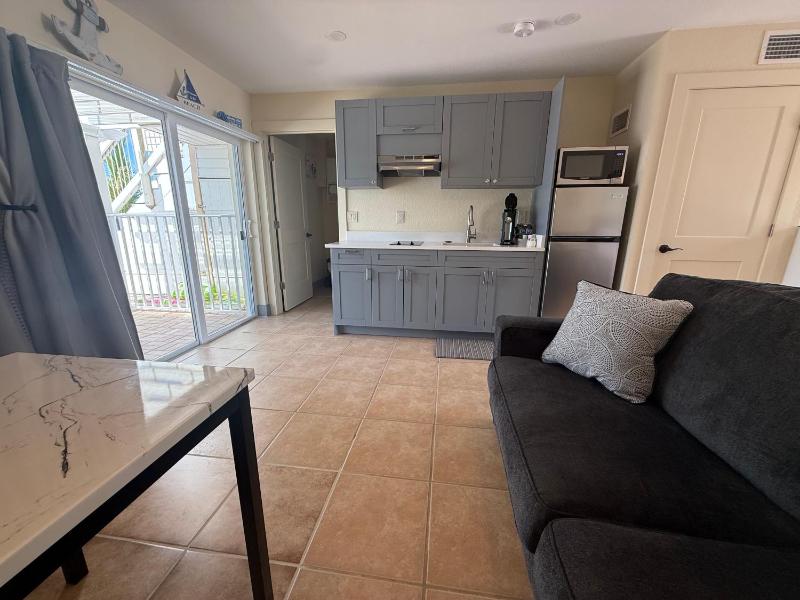 Manatee Bay Inn - image 22